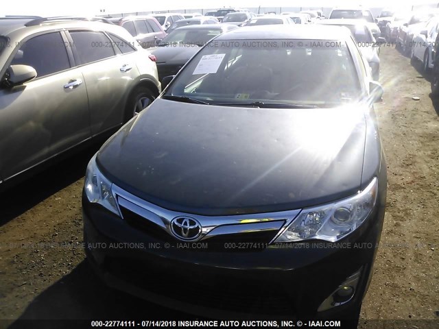 4T4BF1FK0CR186935 - 2012 TOYOTA CAMRY SE/LE/XLE GRAY photo 6