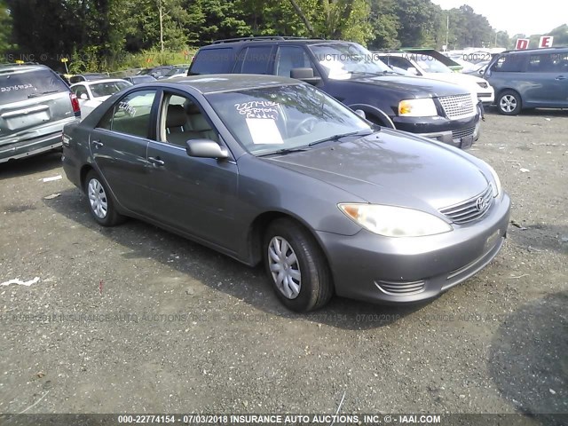 4T1BE30K55U592522 - 2005 TOYOTA CAMRY LE/XLE/SE 灰色 照片 1