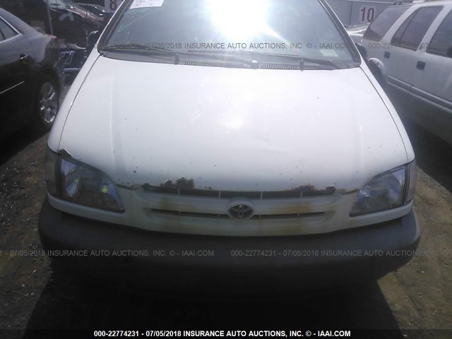 4T3ZF13C4YU181578 - 2000 TOYOTA SIENNA LE/XLE WHITE photo 6