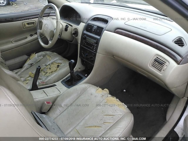 2T1CF28P3YC308371 - 2000 TOYOTA CAMRY SOLARA SE/SLE WHITE photo 5