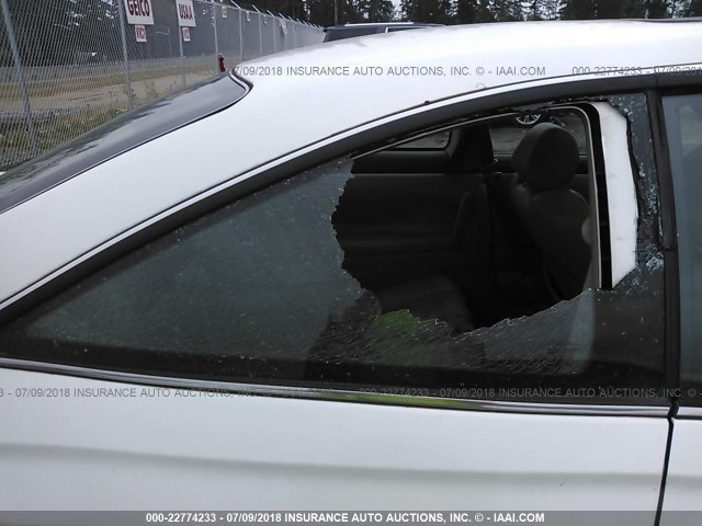 2T1CF28P3YC308371 - 2000 TOYOTA CAMRY SOLARA SE/SLE თეთრი ფოტო 6