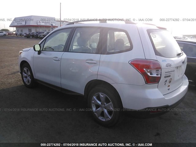 JF2SJABC3FH518442 - 2015 SUBARU FORESTER 2.5I WHITE photo 3