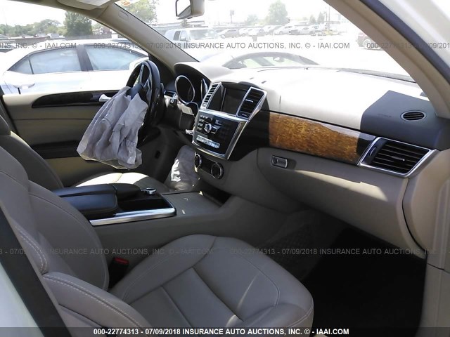 4JGDA5HB3CA009139 - 2012 MERCEDES-BENZ ML 350 4MATIC WHITE photo 5