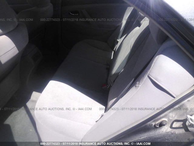 4T1BF3EK2BU182231 - 2011 TOYOTA CAMRY SE/LE/XLE GRAY photo 8