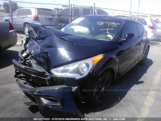 KMHTC6AD9DU172319 - 2013 HYUNDAI VELOSTER BLACK photo 2