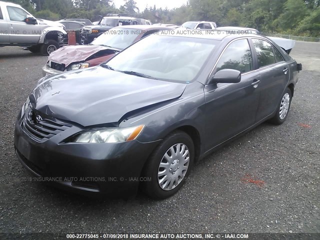 4T1BE46K77U574992 - 2007 TOYOTA CAMRY NEW GENERATION CE/LE/XLE/SE GRAY photo 2