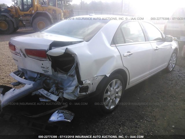 3LNHL2GC9CR813097 - 2012 LINCOLN MKZ WHITE photo 4