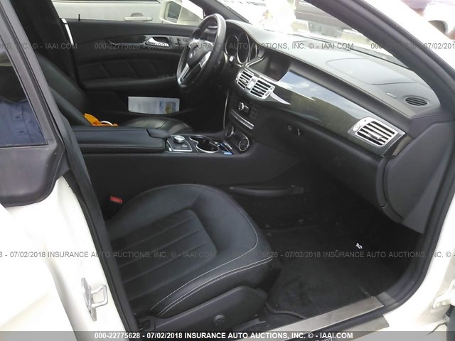 WDDLJ7DB3EA108151 - 2014 MERCEDES-BENZ CLS 550 白色 照片 5