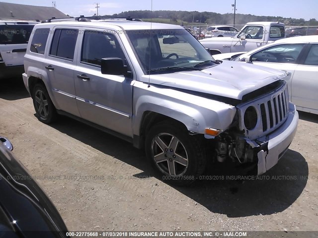 1J8FF48W27D409766 - 2007 JEEP PATRIOT LIMITED SILVER photo 1