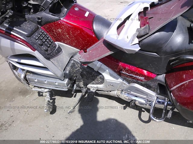 JH2SC68H5CK001447 - 2012 HONDA GL1800 BURGUNDY photo 9