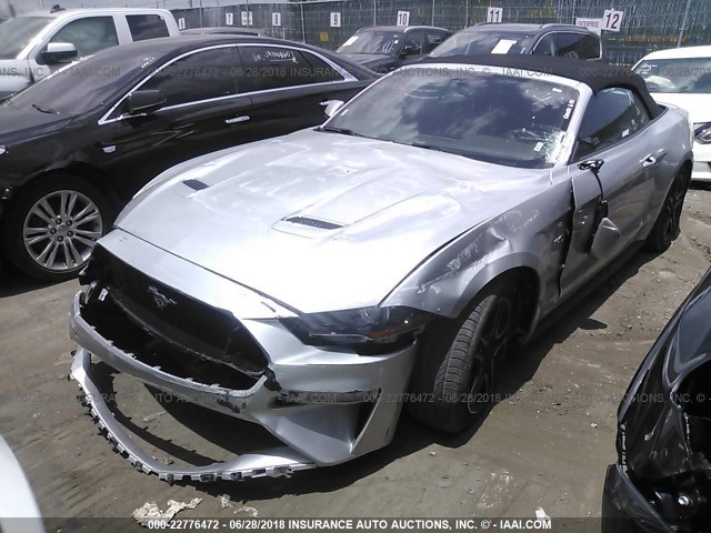 1FATP8FF7J5111769 - 2018 FORD MUSTANG GT SILVER photo 2