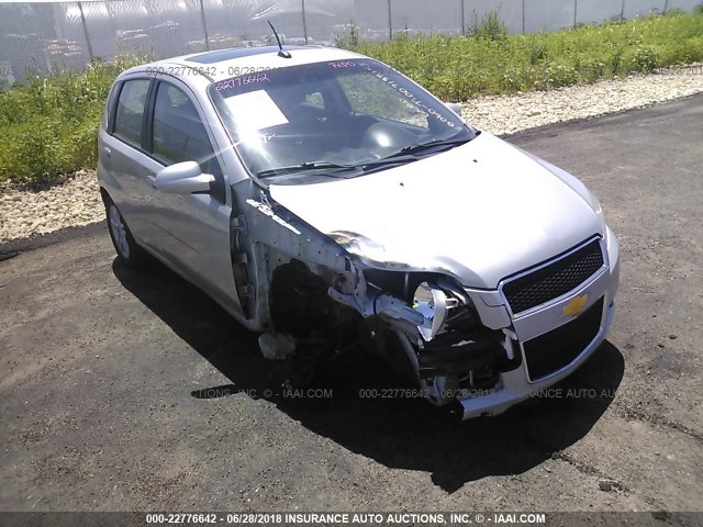 KL1TD66E49B681876 - 2009 CHEVROLET AVEO LS/LT SILVER photo 1