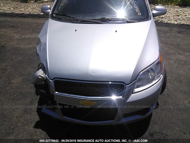 KL1TD66E49B681876 - 2009 CHEVROLET AVEO LS/LT SILVER photo 10