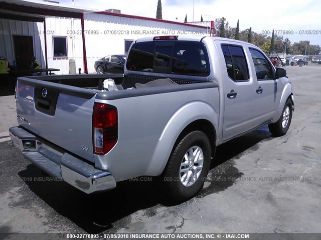 1N6AD0ER4HN746060 - 2017 NISSAN FRONTIER S/SV/SL/PRO-4X SILVER photo 4