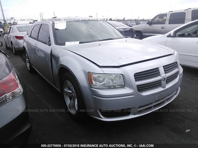 2D4FV47T48H104603 - 2008 DODGE MAGNUM SILVER photo 1