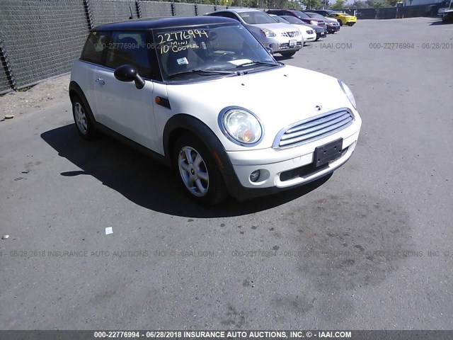 WMWMF3C56ATZ61966 - 2010 MINI COOPER BEIGE photo 6