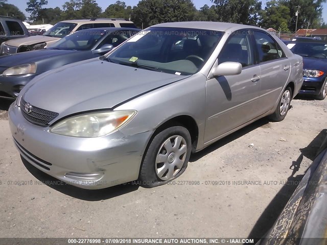 4T1BE32KX2U008141 - 2002 TOYOTA CAMRY LE/XLE/SE Gümüş foto 2