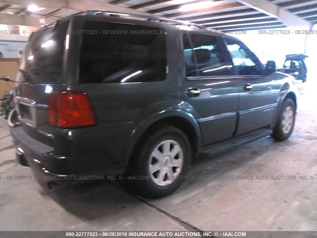5LMFU27585LJ13480 - 2005 LINCOLN NAVIGATOR GRAY photo 4