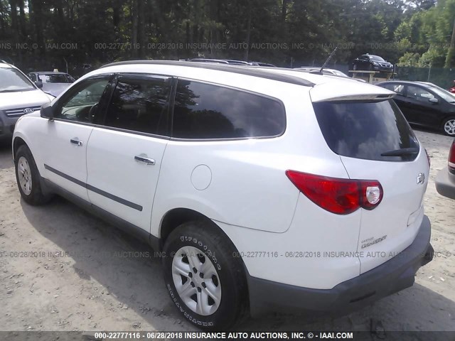 1GNLREED0AS102486 - 2010 CHEVROLET TRAVERSE LS WHITE photo 3