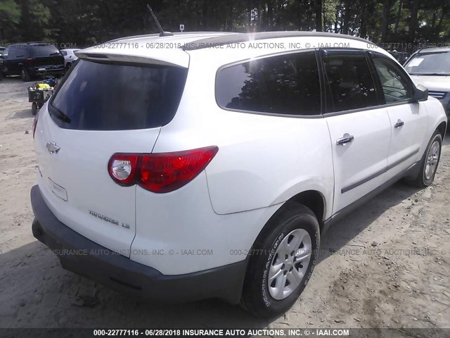 1GNLREED0AS102486 - 2010 CHEVROLET TRAVERSE LS WHITE photo 4