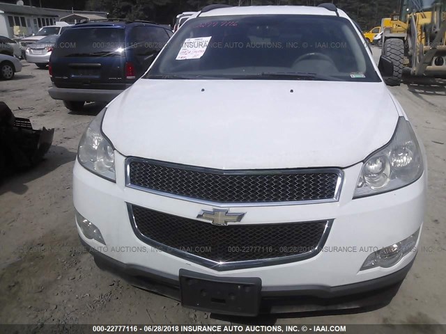 1GNLREED0AS102486 - 2010 CHEVROLET TRAVERSE LS WHITE photo 6