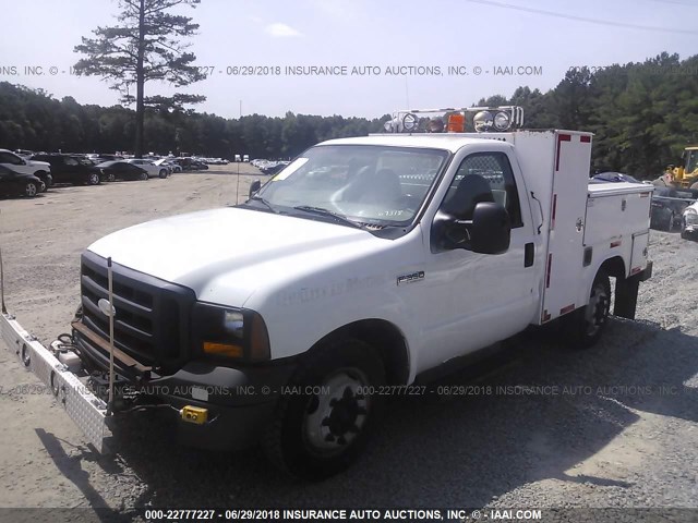 1FDSF30506ED67315 - 2006 FORD F350 SRW SUPER DUTY WHITE photo 2