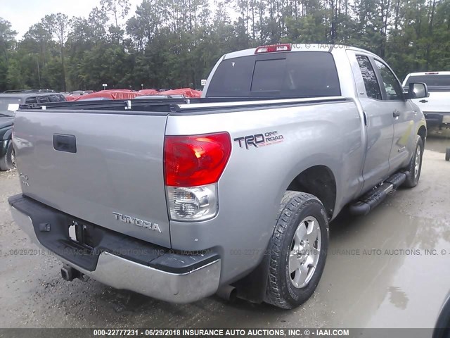 5TBBV54188S523844 - 2008 TOYOTA TUNDRA DOUBLE CAB/DOUBLE CAB SR5 SILVER photo 4