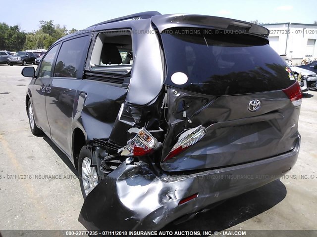 5TDYK3DC1BS092500 - 2011 TOYOTA SIENNA XLE/LIMITED GRAY photo 3