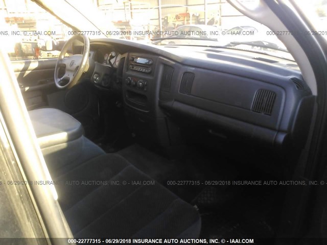 3D7KA28C03G861281 - 2003 DODGE RAM 2500 ST/SLT 黑色 照片 5