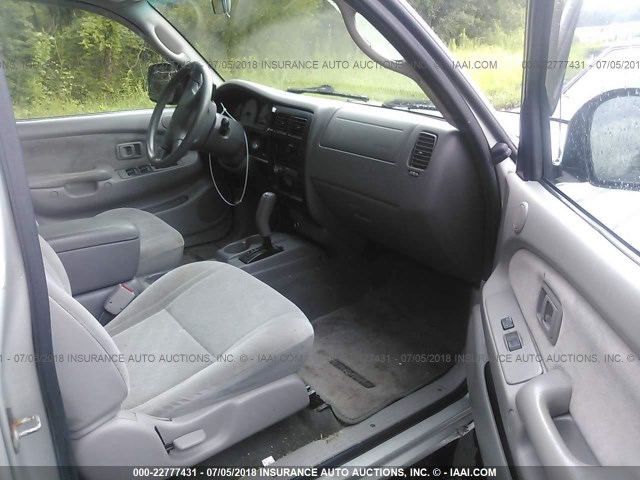 5TEGM92N42Z069762 - 2002 TOYOTA TACOMA DOUBLE CAB PRERUNNER SILVER photo 5