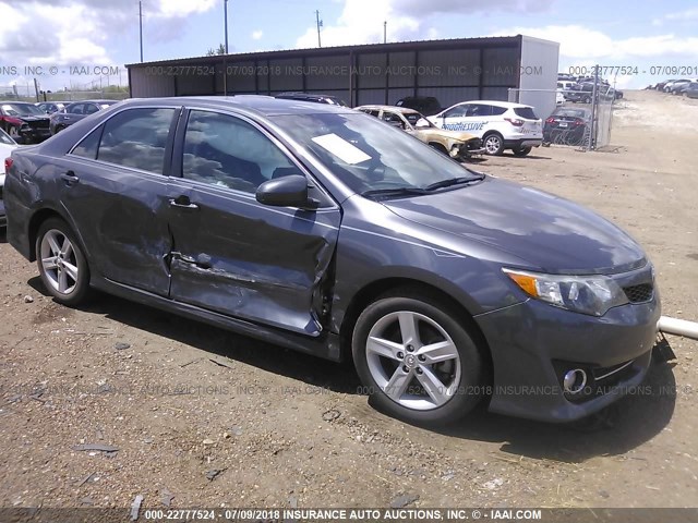 4T1BF1FK3EU329468 - 2014 TOYOTA CAMRY L/SE/LE/XLE 银色 照片 1