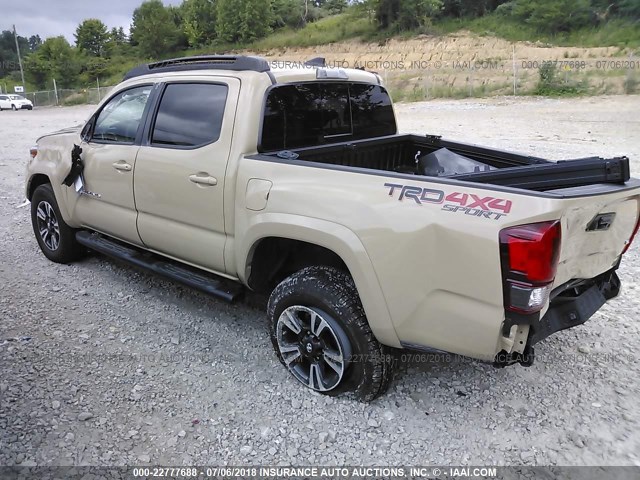 5TFCZ5AN4JX145948 - 2018 TOYOTA TACOMA DBL CAB/SR/TRDSPT/OR/PRO მწვანე ფოტო 3