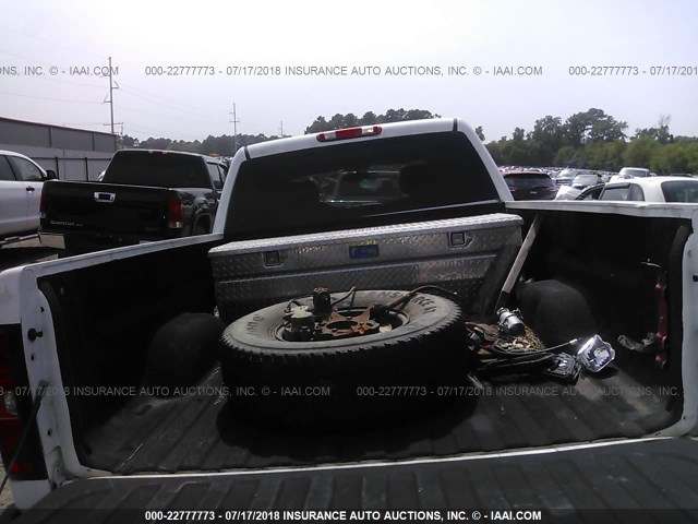 1GCHC23K28F110611 - 2008 CHEVROLET SILVERADO C2500 HEAVY DUTY WHITE photo 8
