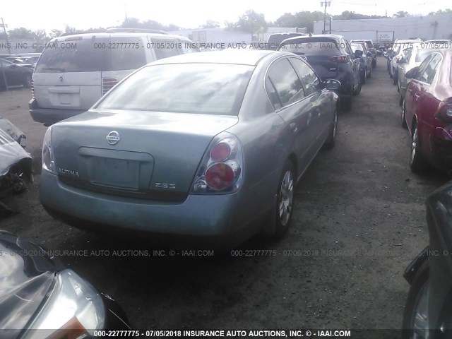 1N4AL11DX5C950686 - 2005 NISSAN ALTIMA S/SL GREEN photo 4