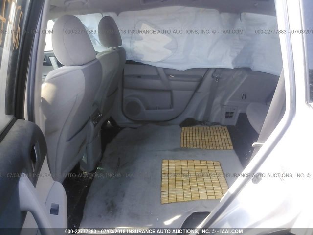 5TDBK3EH8CS120830 - 2012 TOYOTA HIGHLANDER SE SILVER photo 8