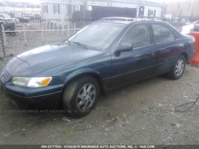 4T1BF28K6WU071242 - 1998 TOYOTA CAMRY CE/LE/XLE 绿色 照片 2