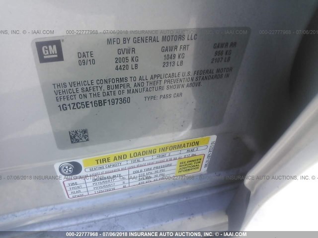 1G1ZC5E16BF197360 - 2011 CHEVROLET MALIBU 1LT SILVER photo 9