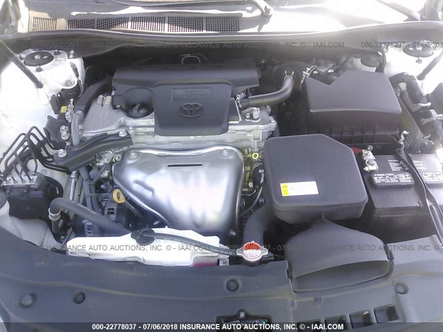 4T4BF1FK4GR526514 - 2016 TOYOTA CAMRY LE/XLE/SE/XSE WHITE photo 10