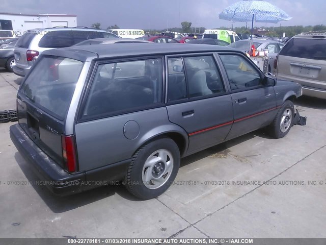 1G1JC84G0M7164159 - 1991 CHEVROLET CAVALIER VL/RS GRAY photo 4