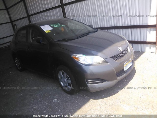2T1KU4EE9AC350954 - 2010 TOYOTA COROLLA MATRIX  GRAY photo 1