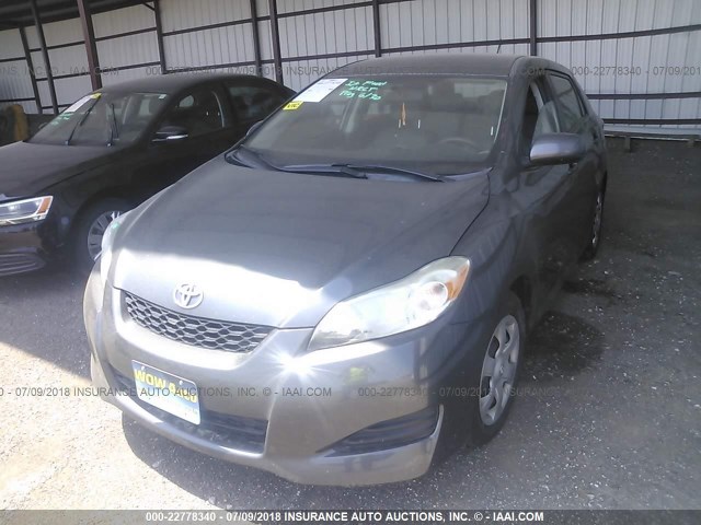 2T1KU4EE9AC350954 - 2010 TOYOTA COROLLA MATRIX  GRAY photo 6