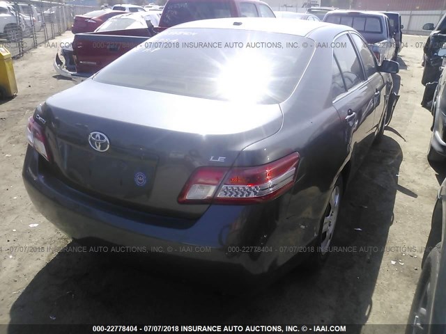 4T1BF3EK5AU071722 - 2010 TOYOTA CAMRY SE/LE/XLE GRAY photo 4