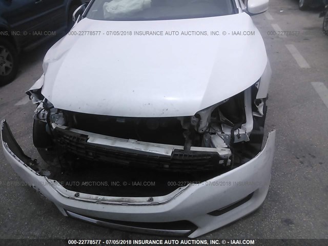 1HGCR2F54DA265913 - 2013 HONDA ACCORD SPORT WHITE photo 6