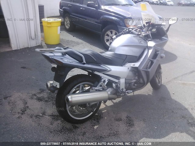 JYARP09E64A000131 - 2004 YAMAHA FJR1300 A SILVER photo 4