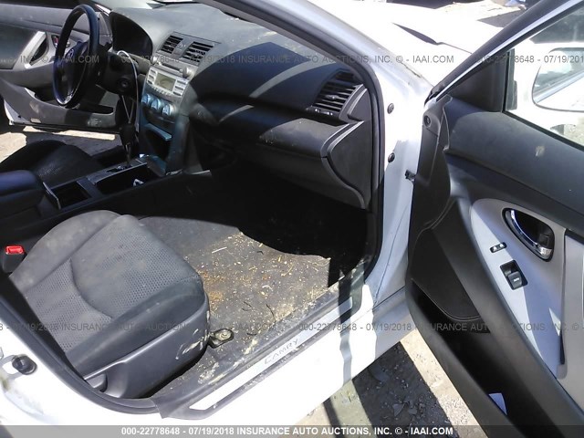 4T1BK3EK6AU607444 - 2010 TOYOTA CAMRY SE/LE/XLE 白色 照片 5