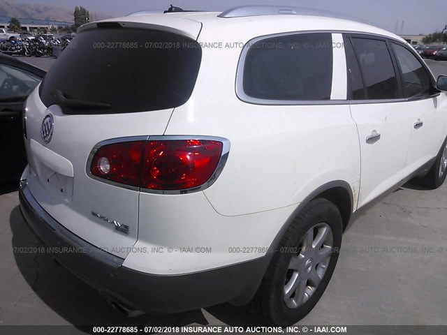 5GAEV23788J118994 - 2008 BUICK ENCLAVE CXL Blanc photo 4