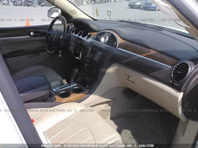 5GAEV23788J118994 - 2008 BUICK ENCLAVE CXL Blanc photo 5