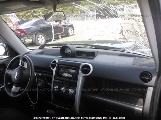 JTLKT324964092331 - 2006 TOYOTA SCION XB Schwarz Foto 5