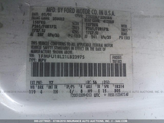 1FMFU18L21LB23975 - 2001 FORD EXPEDITION EDDIE BAUER WHITE photo 9