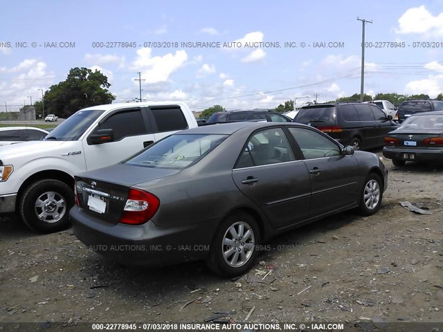 JTDBE32K430226394 - 2003 TOYOTA CAMRY LE/XLE GRAY photo 4